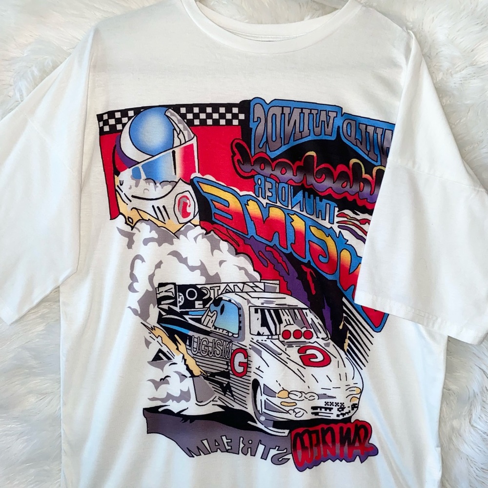 Oversized white graphic tee